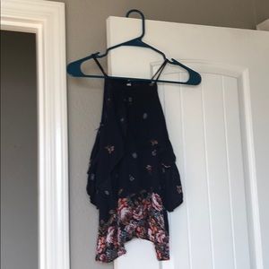 Cold shoulder floral